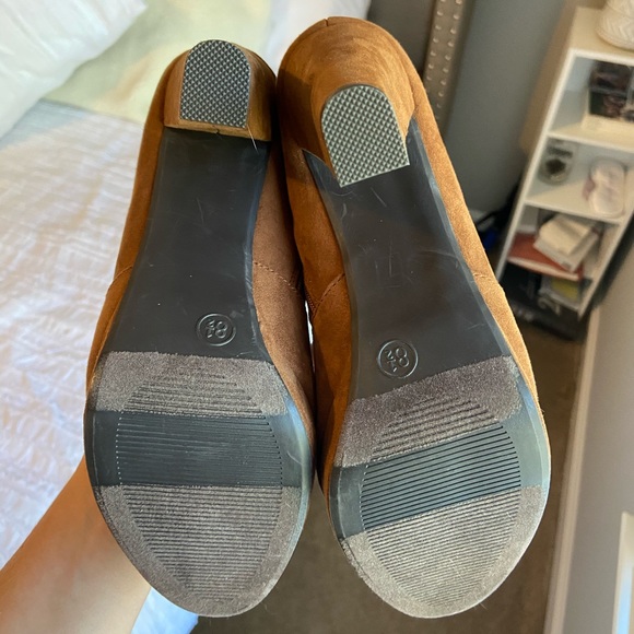 NWOB Mossimo High Heel Faux Suede Ankle Boot - Picture 4 of 7